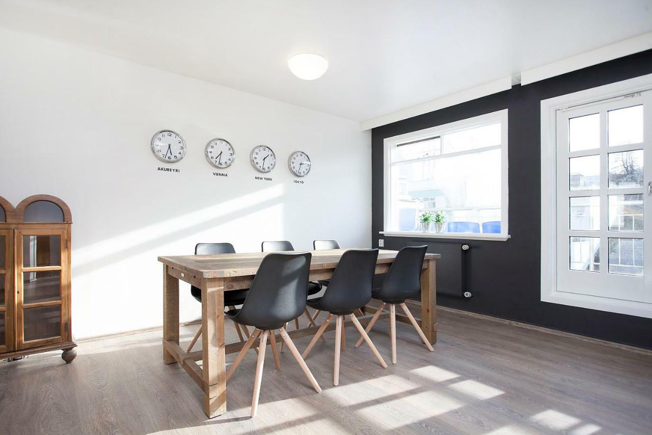 Apotek Guesthouse Akureyri Extérieur photo