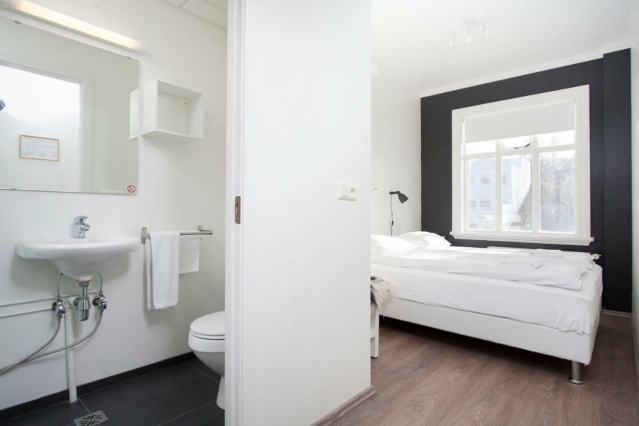 Apotek Guesthouse Akureyri Extérieur photo